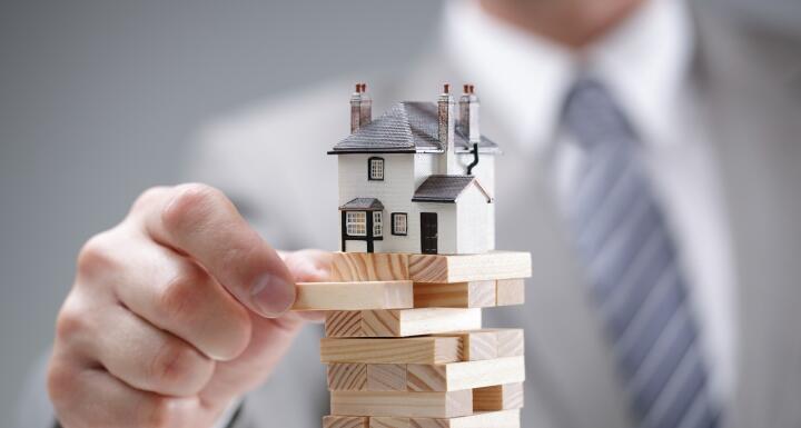house jenga